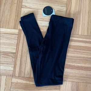 NWT Cotton On Black Leggings